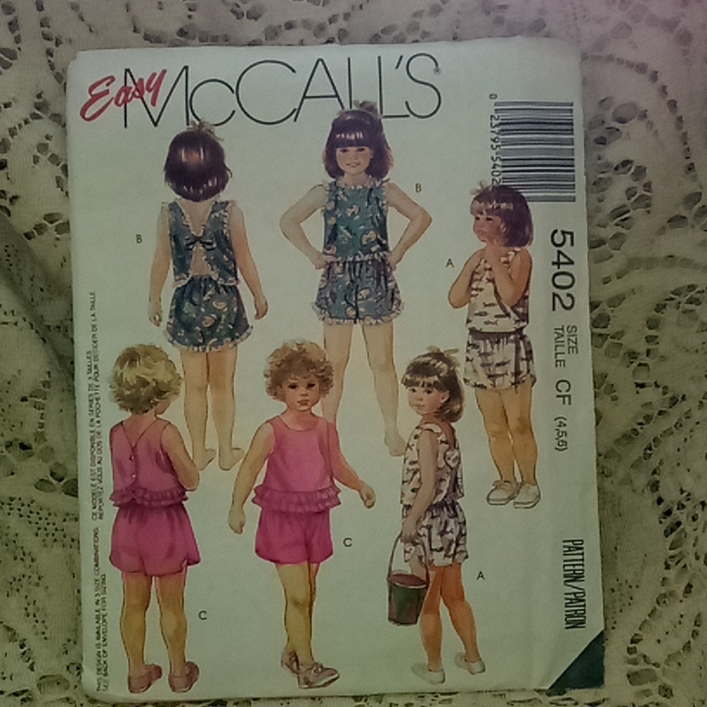 Vintage little girls short and top set sewing pattern.